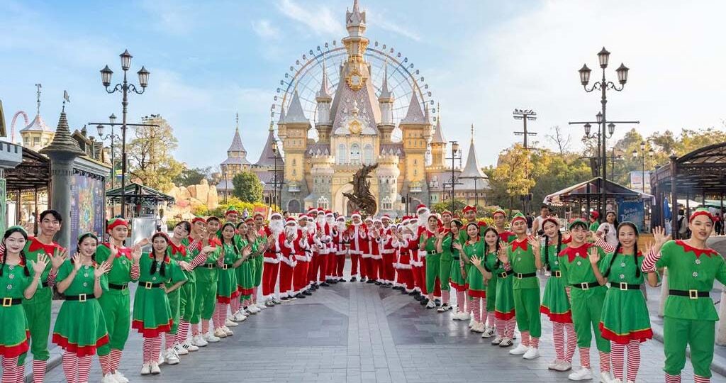 Diễu Hành Giáng Sinh Xanh Tại Phú Quốc United Center Sự Kiện Lễ Hội Sôi Động Nhất Bắc Đảo Phú Quốc