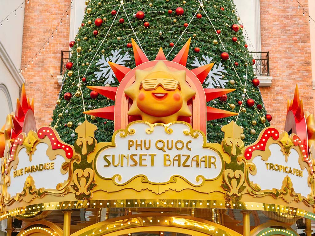Giáng Sinh tại Sunset Town Phú Quốc Lễ thắp sáng cây thông Noel khổng lồ