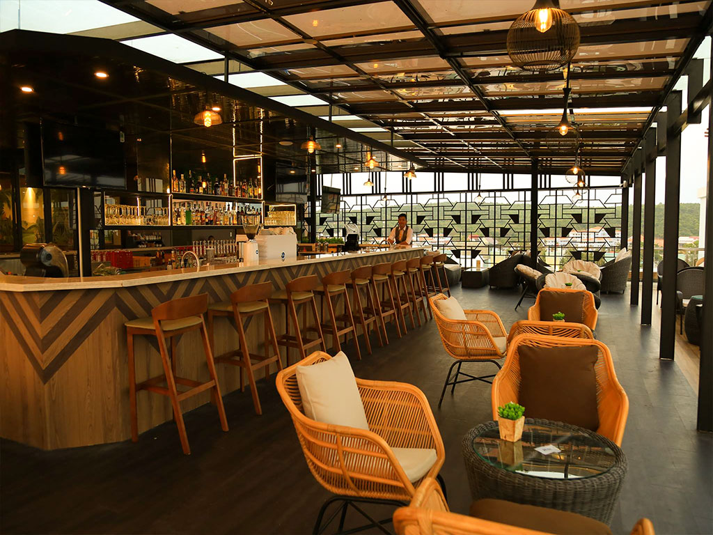 PH Rooftop Bar & Lounge ở Phú Quốc | Kenhphuquoc.com